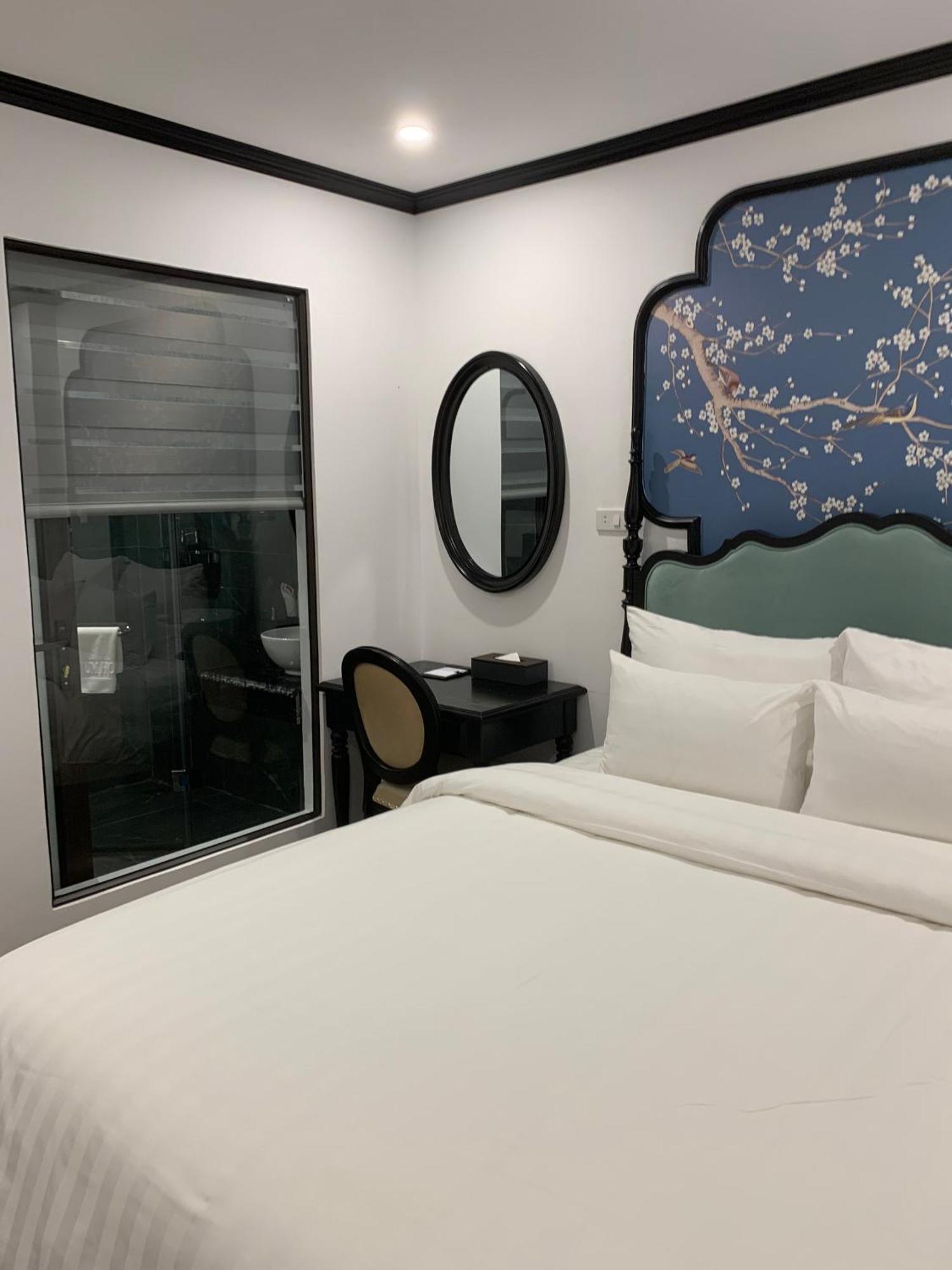 Aquarius Premium Hotel Hanoi Bagian luar foto
